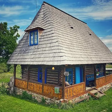 Complex Traditional Casa Din Vale Εξοχικό σπίτι Breb