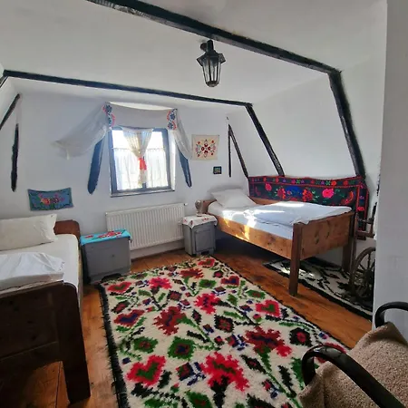 Complex Traditional Casa Din Vale Εξοχικό σπίτι *